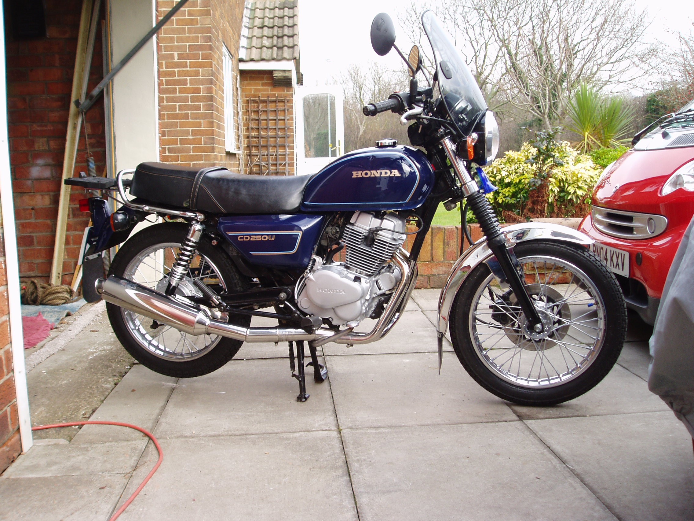 HONDA CD250U (1988-93) Predator 2-1 Exhaust System Road in