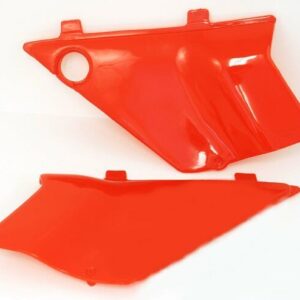 HONDA MT50, MT5, MF50F, MS50S, MT80S (1980-87) SIDE PANEL SET RED (color: R-119 (Flash Red) PAIR 83600-167-000ZD / 83700-167-000ZD MMP1748101