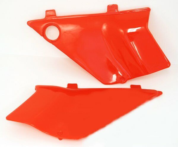 HONDA MT50, MT5, MF50F, MS50S, MT80S (1980-87) SIDE PANEL SET RED (color: R-119 (Flash Red) PAIR 83600-167-000ZD / 83700-167-000ZD MMP1748101