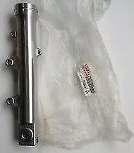 YAMAHA FZS600 FAZER 97-03 (4YR) R/H FORK OUTER BOTTOM LEG NEW!