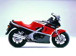KAWASAKI GPZ600R