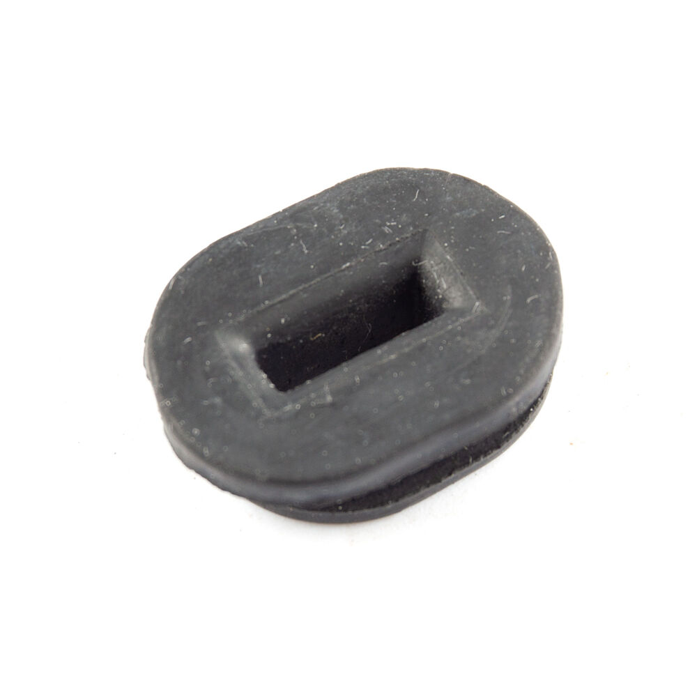 SIDE PANNEL RUBBER Grommet KIDEN, LEXMOTO 22 X 17 EACH