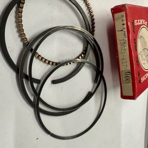HONDA XL185S, ATC185, XR185, CT185, ATC200 ( 0.25 OVERSIZE) PISTON RINGS GENUINE 13021-427-000