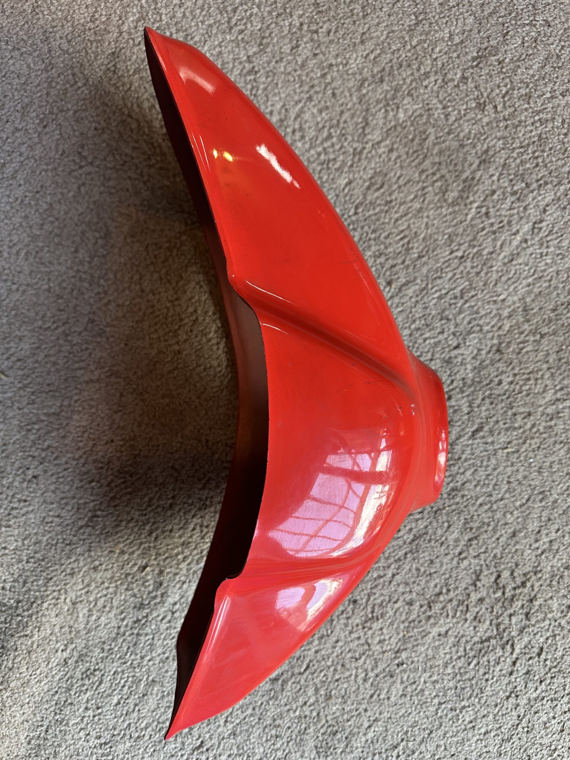 SUZUKI CS50 ROADIE (1982-83) FRONT FENDER / MUDGUARD RED NOS 53111-02101-185