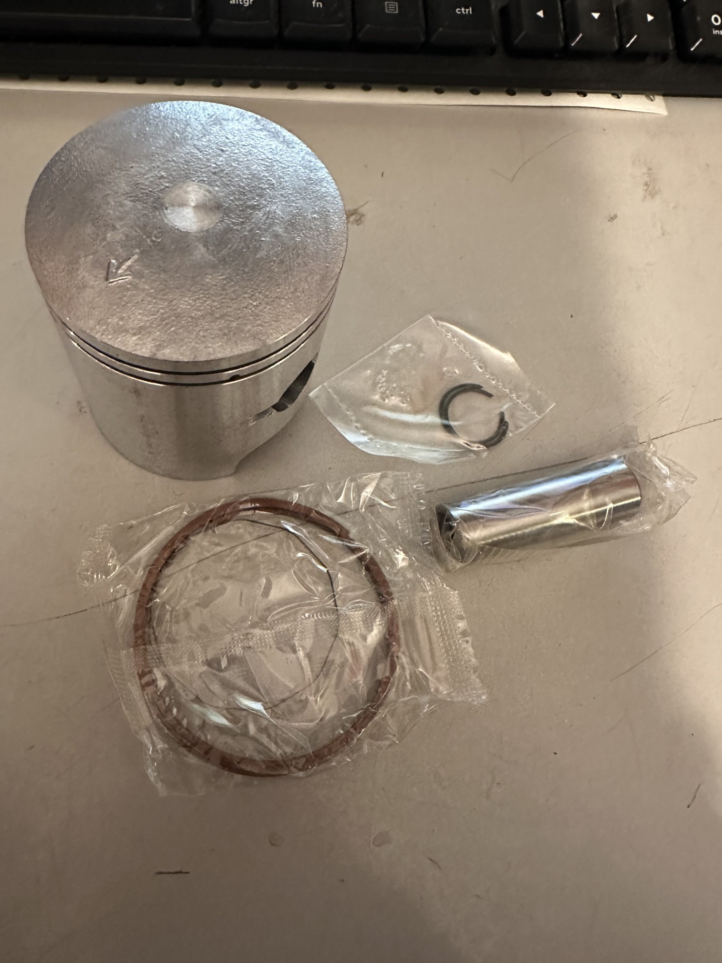 KAWASAKI KH500, 500 H1, MACH 111 (1969-75) PISTON KIT STD/0.50/1.00/1.50/2.00 SIZES EACH (SEE DROP DOWN BOX)