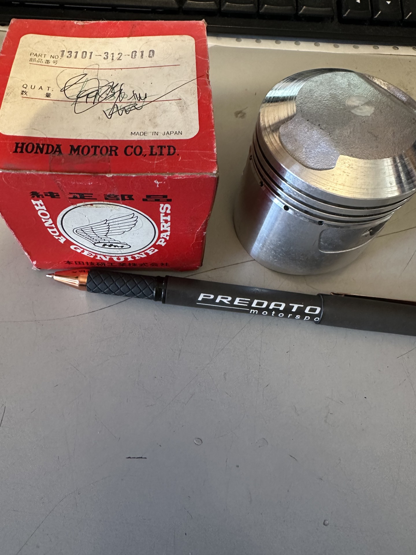 HONDA CB350, CB350B, CB350G5, CB350K, CB350P, CL350, SL350 (1968-73) BARE PISTON STD (64mm) GENUINE NOS 13101-312-010