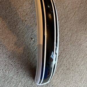LEXMOTO VALIANT 125 FRONT MUDGUARD WHITE WITH BLACK STRIPES NEW BUT CHIPPED PAINT MMPXF125FF
