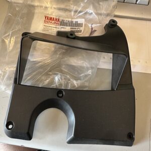 YAMAHA YP125R X MAX, YAMAHA YP250R X MAX (2006-09) FRONT TOOL BOX INNER PANEL NEW! 1B9-F8336-00