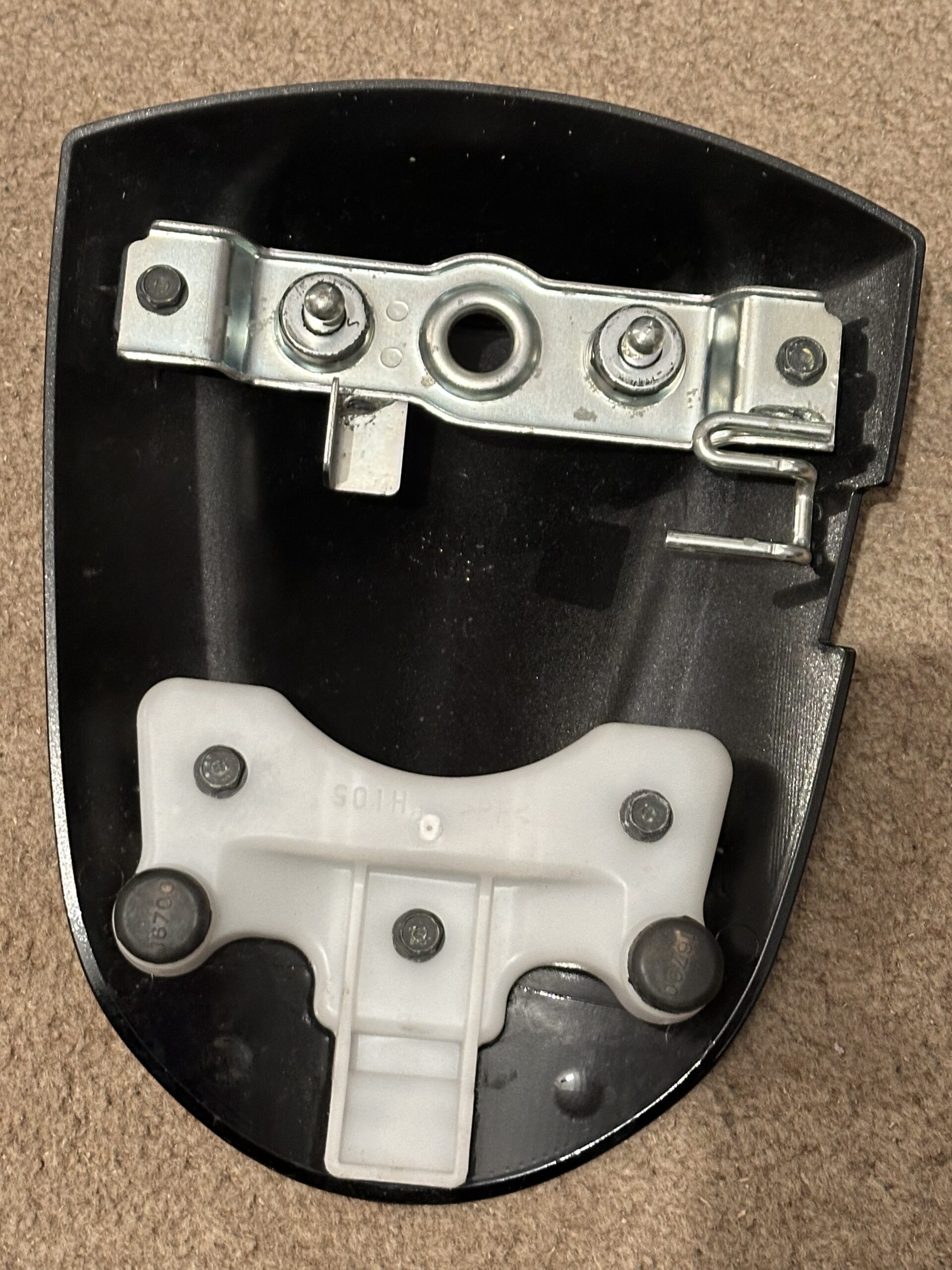 SUZUKI GSXR600, GSXR750 (2007-09) REAR SEAT COVER PANEL S01H IN GLOSS BLACK NOS 45550-37H00-019 (SEE NOTES) - Image 2